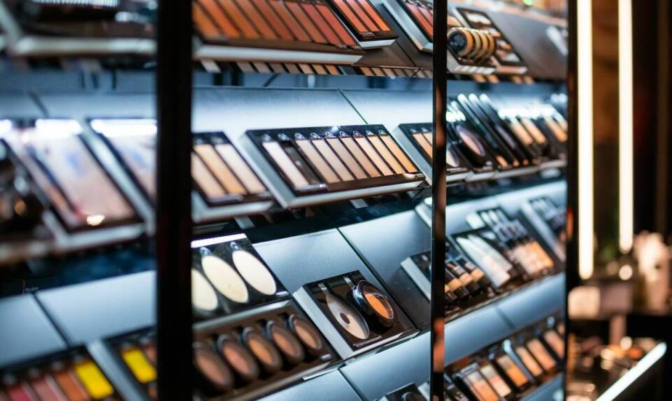 Jakie są zalety wyboru nowoczesnych rozwiązań w sprzedazy wysuwnic?