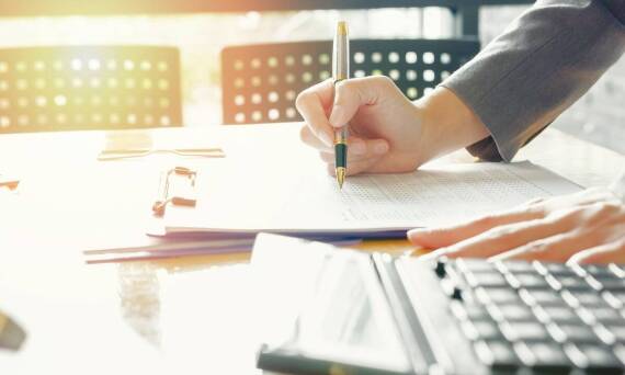 Czynniki decydujące o wyborze odpowiedniej polisy na życie