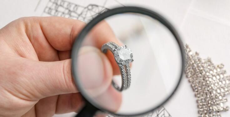 Proces skupu monet: znaczenie analizy historycznej dla kolekcjonerów