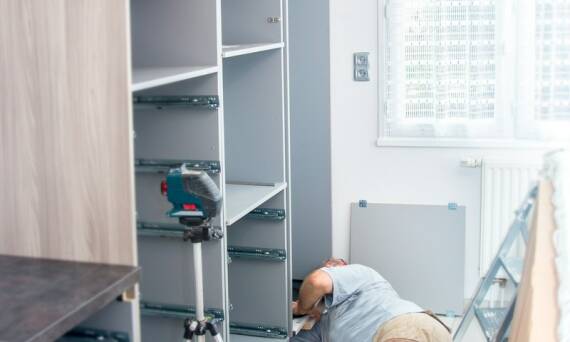 Jak przebiega proces montażu kuchni krok po kroku?