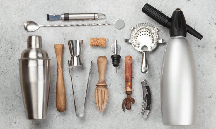 Zestaw do wina: Różnorodność stylów i materiałów dostępnych na rynku