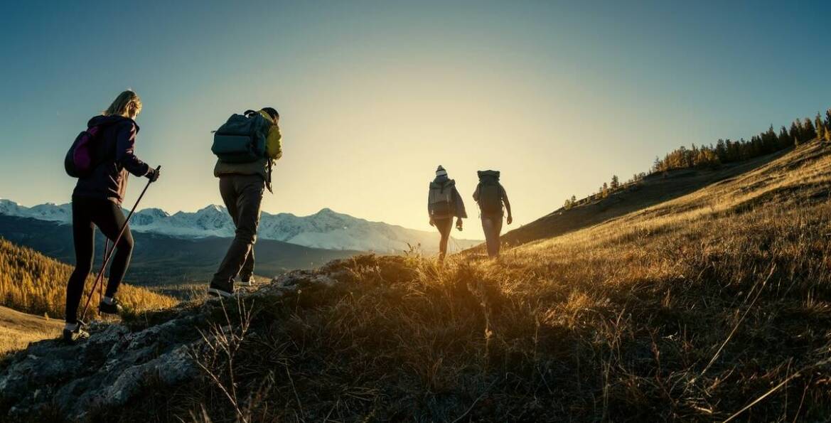 Górskie przygody w otoczeniu przyrody – jak najlepiej spędzić czas?