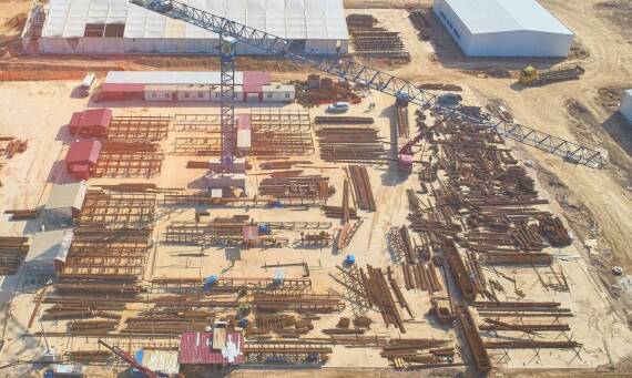 Jakie korzyści niesie ze sobą szybka realizacja dostaw stali zbrojeniowej?