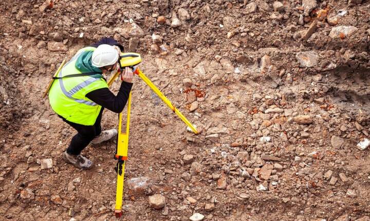 Wznowienie granic działki a usługi geodezyjne: Kluczowe aspekty