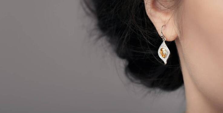 Inspiracje naturą: jak kruk cytryn wpływa na design biżuterii?