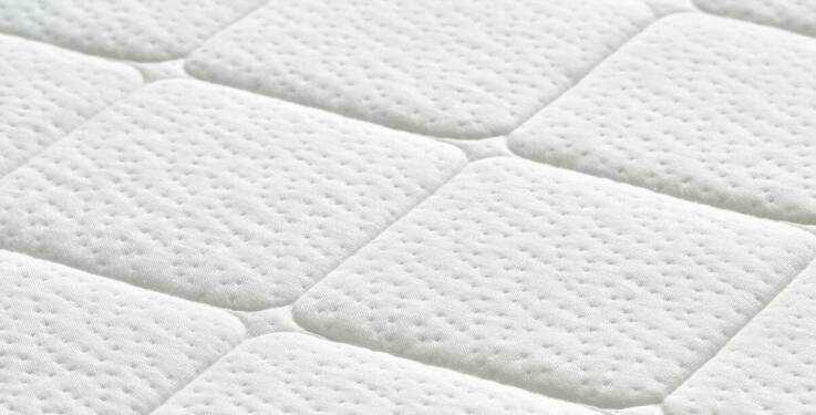 Właściwości elastyczne materaca lateksowego 160x200 a wsparcie dla ciała