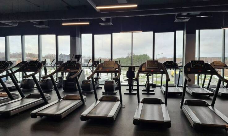 Wpływ kameralnej atmosfery siłowni na motywację do ćwiczeń