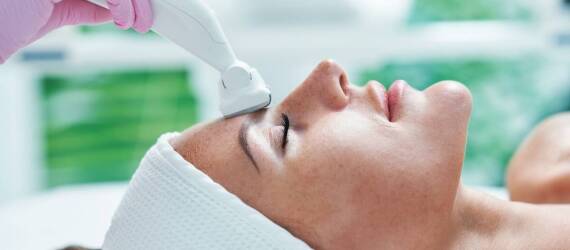 Endermologia a jej rola w profilaktyce starzenia się skóry