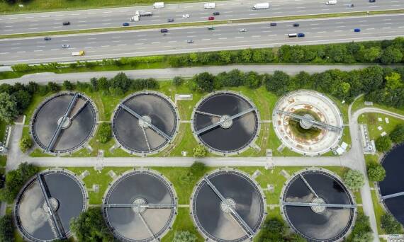 Eksploracja potencjału symbolu gęstości w przyszłych technologiach wodno-ściekowych