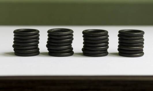 Dlaczego warto inwestować w wysokiej jakości przepusty kablowe meblowe?