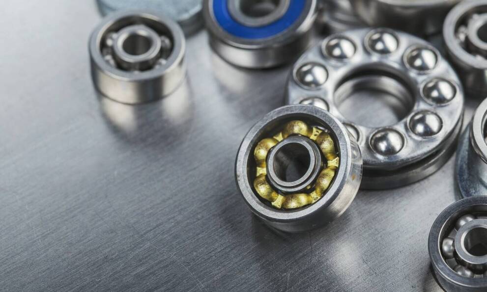 Jakie kryteria powinny spełniać dobrej jakości części do skuterów?