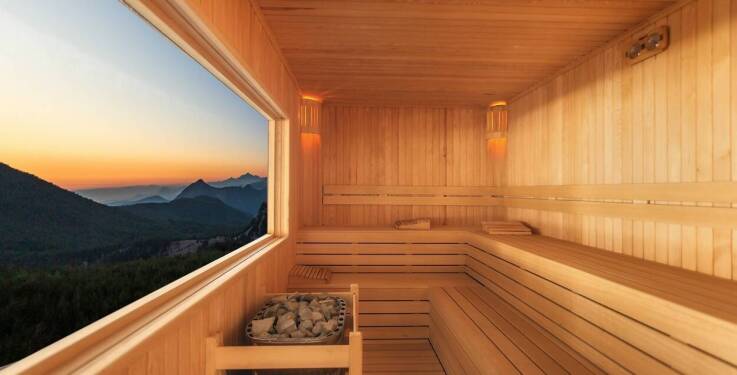 Drewno skandynawskie a trwałość saun ogrodowych – co warto wiedzieć?