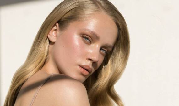 Terapie kwasami – co mogą zdziałać dla Twojej skóry?