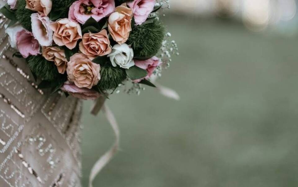 Trąbka na ślub – jakie są jej zalety w porównaniu z innymi instrumentami?