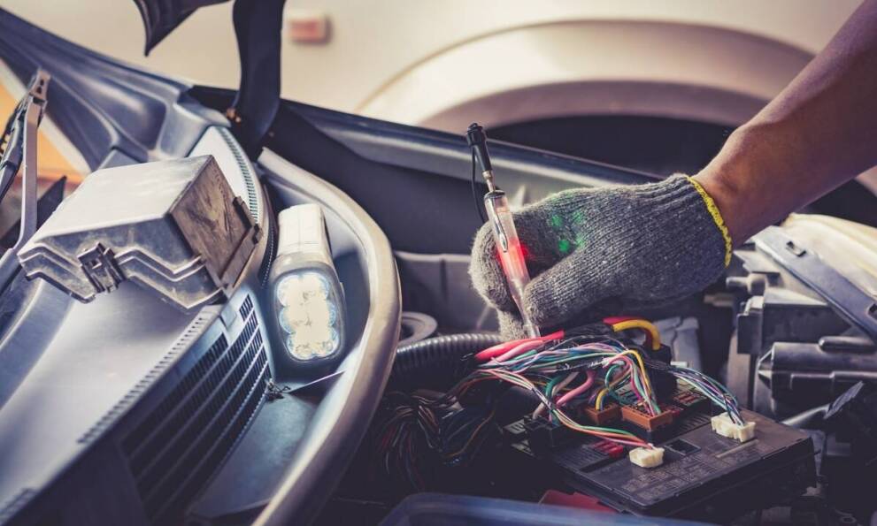 Rola kasowania błędów SRS po naprawie poduszki powietrznej w Citroenie Berlingo