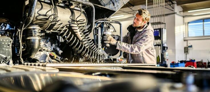 Profesjonalne naprawy Iveco: co obejmuje nasza oferta?