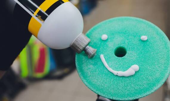 Nowoczesne narzędzia używane w serwisie myjni bezdotykowych