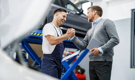 Jak autoryzowany serwis Skoda wspiera klientów w procesie likwidacji szkód?