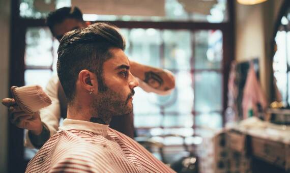 Jakie innowacje w strzyżeniu męskim oferują nowoczesne salony fryzjerskie?
