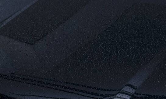 Wodoodporne materiały – klucz do komfortu i bezpieczeństwa na wodzie