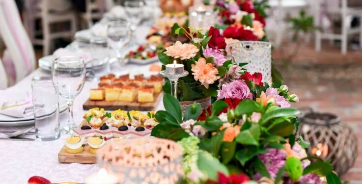 Jakie są opcje cateringowe dla firm oferowane przez restaurację opolską?