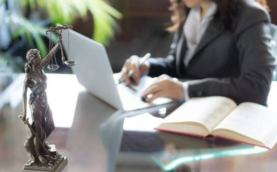 Pomoc prawna dla osób poszkodowanych w wypadkach – rola kancelarii