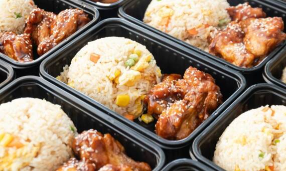 Najnowsze trendy w cateringu dietetycznym: co warto wiedzieć?