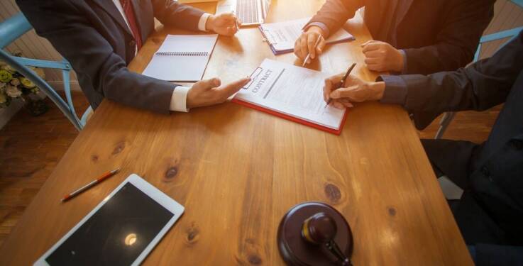 Dlaczego prawna analiza jest kluczowym elementem oferty w biurze nieruchomości?