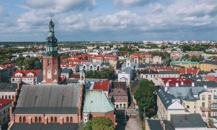 Wycieczki szkolne do Gniezna – jak historia staje się przygodą?