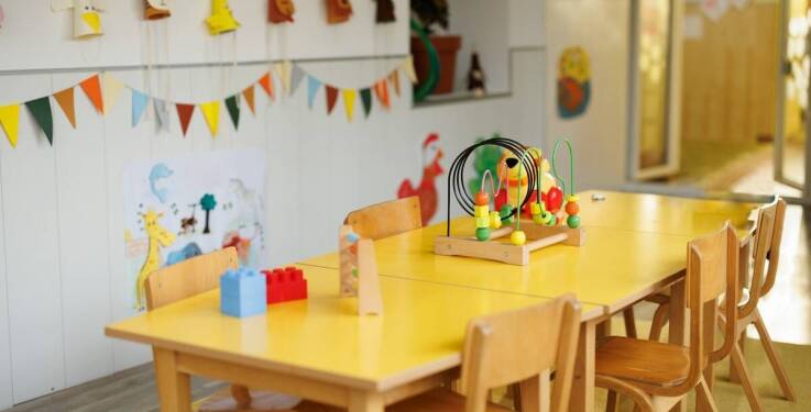 Pokój dziecięcy – jakie meble znajdziesz w galerii wnętrz?