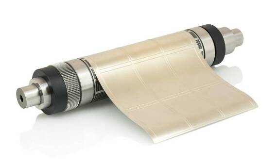 Innowacyjne przewijarki do etykiet dla przemysłu