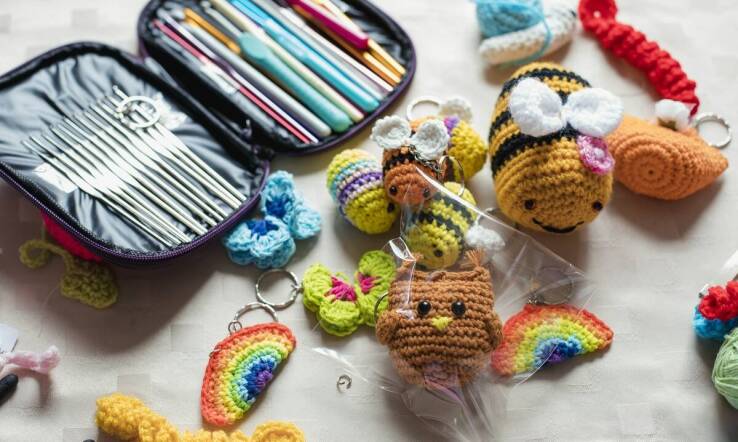 Zestawy do tworzenia lalek samodzielnie: Kreatywność w każdym pudełku