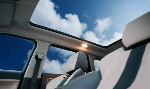 Jak usługi sprzątania wnętrza samochodu zwiększają atrakcyjność na parkingu?