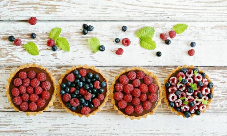 Jakie desery oferujemy w okazjonalnym cateringu w Zielonym Bistro?