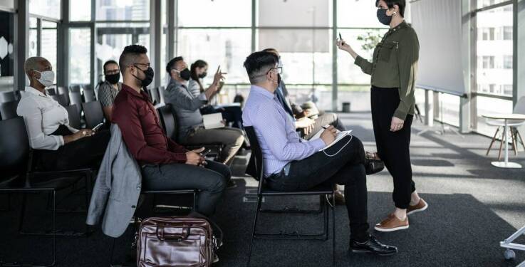 Jak wygląda proces szkoleniowy na uprawnienia SEP dla operatorów urządzeń energetycznych?