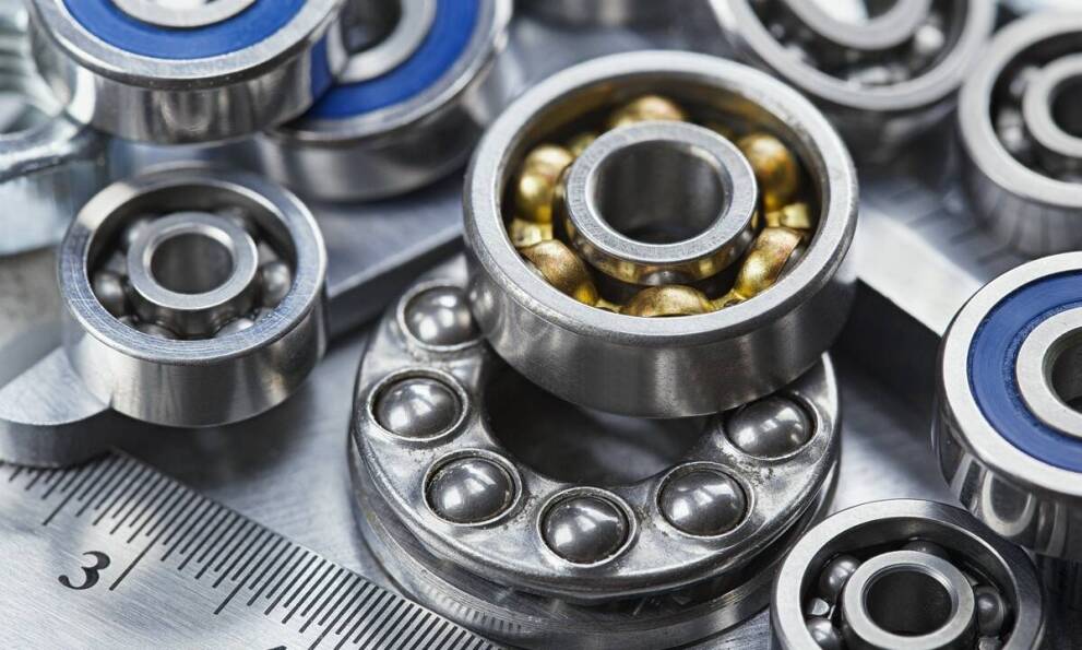 Smary do ślizgowych łożysk - jak wpływają na żywotność maszyn?