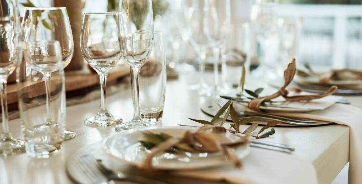 Zorganizuj wyjątkowe chrzciny z restauracją w Radawie – pełna obsługa i catering