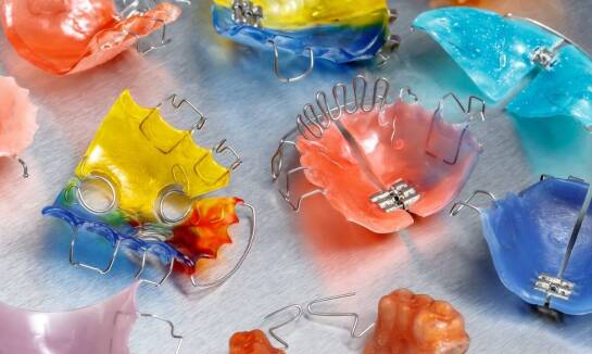 Różnorodność ortodontycznych aparatów: co oferuje nowoczesna ortodoncja?