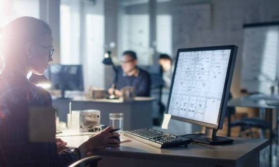 Kluczowe aspekty wyboru programu dla firmy transportowej – co warto wiedzieć?