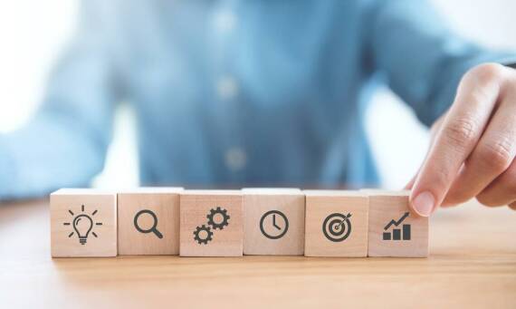 Jakie są etapy realizacji energetycznych projektów?