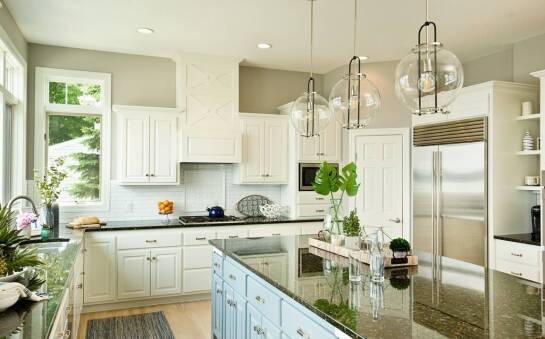 Jak kolorowe syfonu osłony do szuflady wpływają na wygląd kuchni?