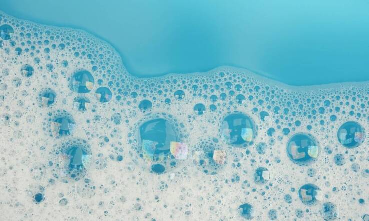 Integracyjne gry z użyciem zestawów do baniek mydlanych: nowa forma zabawy