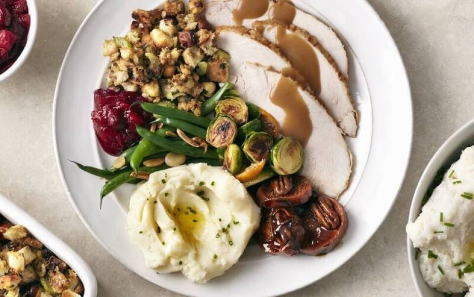 Menu świąteczne w cateringu – klasyczne czy nowoczesne?