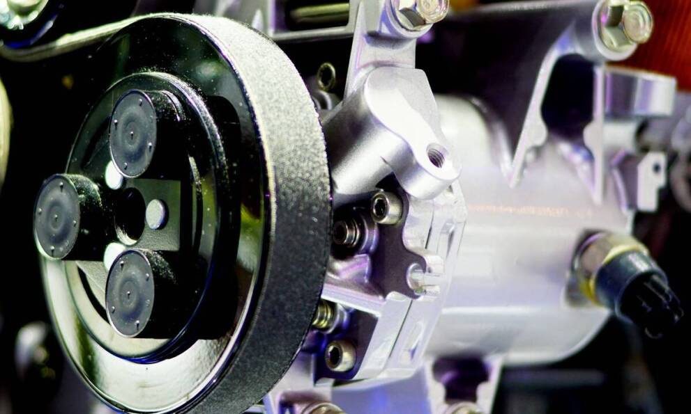 Jakie części do układu kierowniczego zapewniają precyzyjne prowadzenie autobusu?