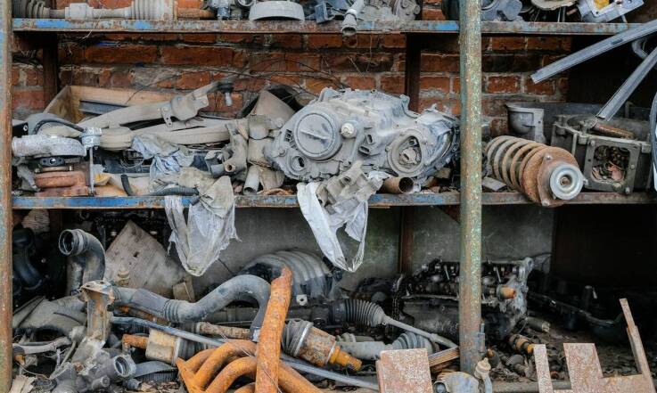 Jakie są kluczowe zalety wyboru używanych zamienników do układu klimatyzacji?