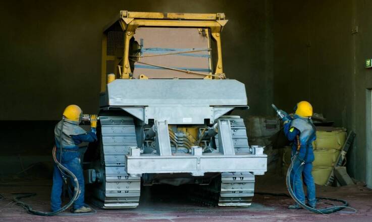 Dlaczego mobilne piaskowanie jest idealnym rozwiązaniem dla miejsc trudnodostępnych?