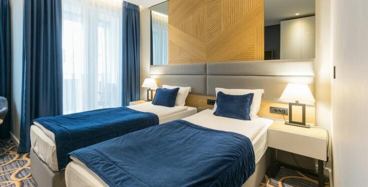 Wygodne noclegi w Sopocie: pokoje dla każdego blisko morza