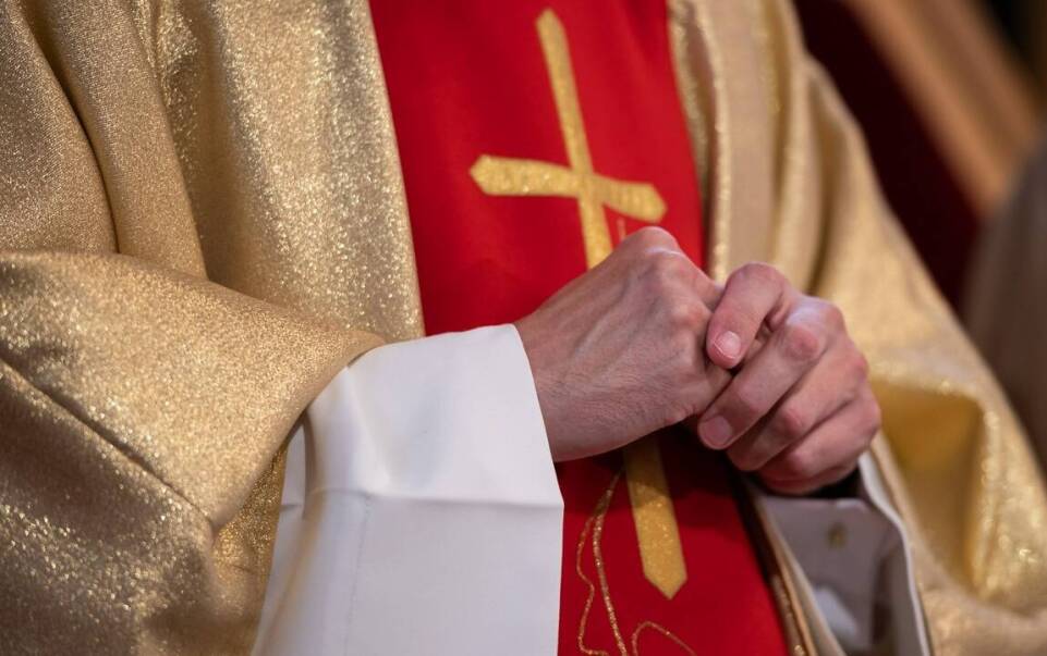 Rola ornamentyki w tworzeniu unikalnych wzorów dla ornatów