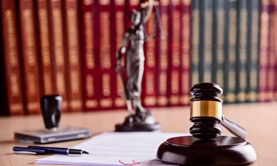 Prawo karne w ochronie osobistej wolności – jakie są przepisy?