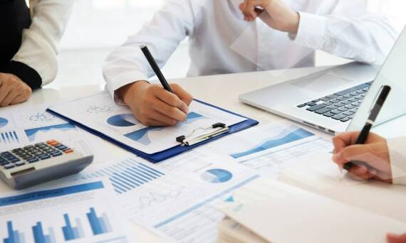 W jaki sposób biuro rachunkowe wspiera klientów w procesie optymalizacji podatkowej?